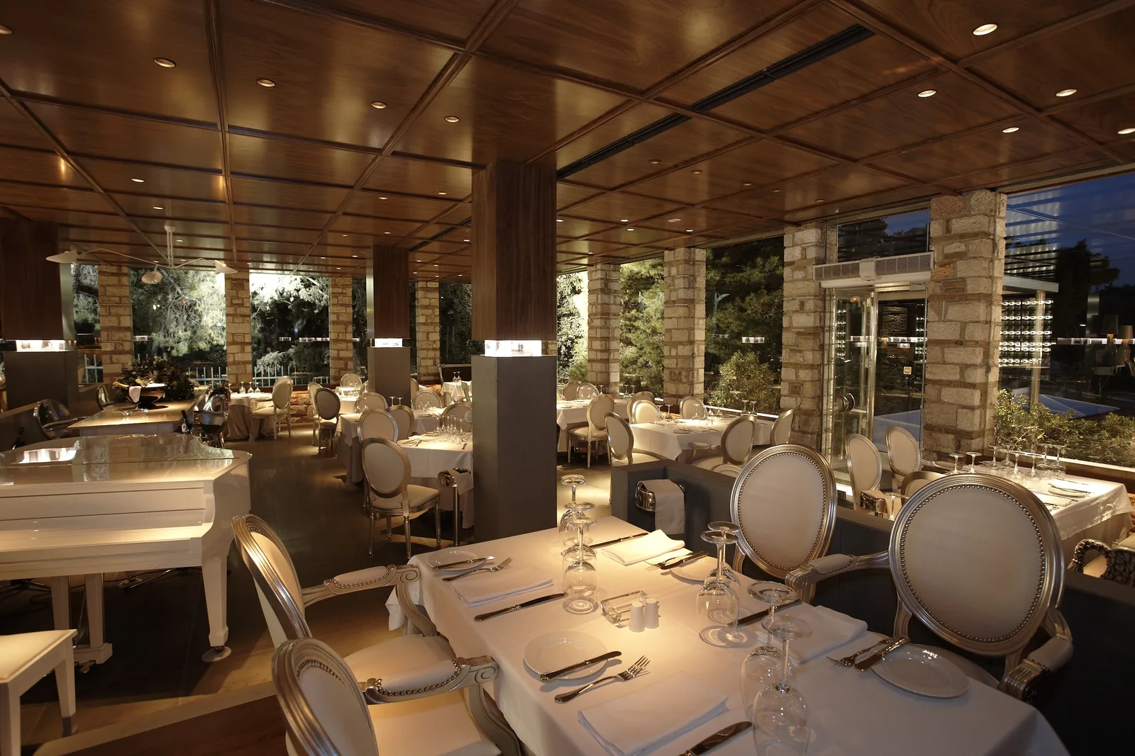Dionysos Zonars — Architectural Lighting, Athens (photo 7)